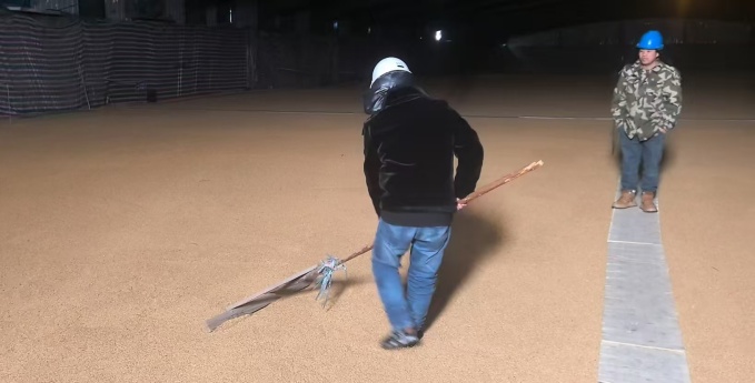 081738977686147098.jpeg 渴望知青_副本.jpg